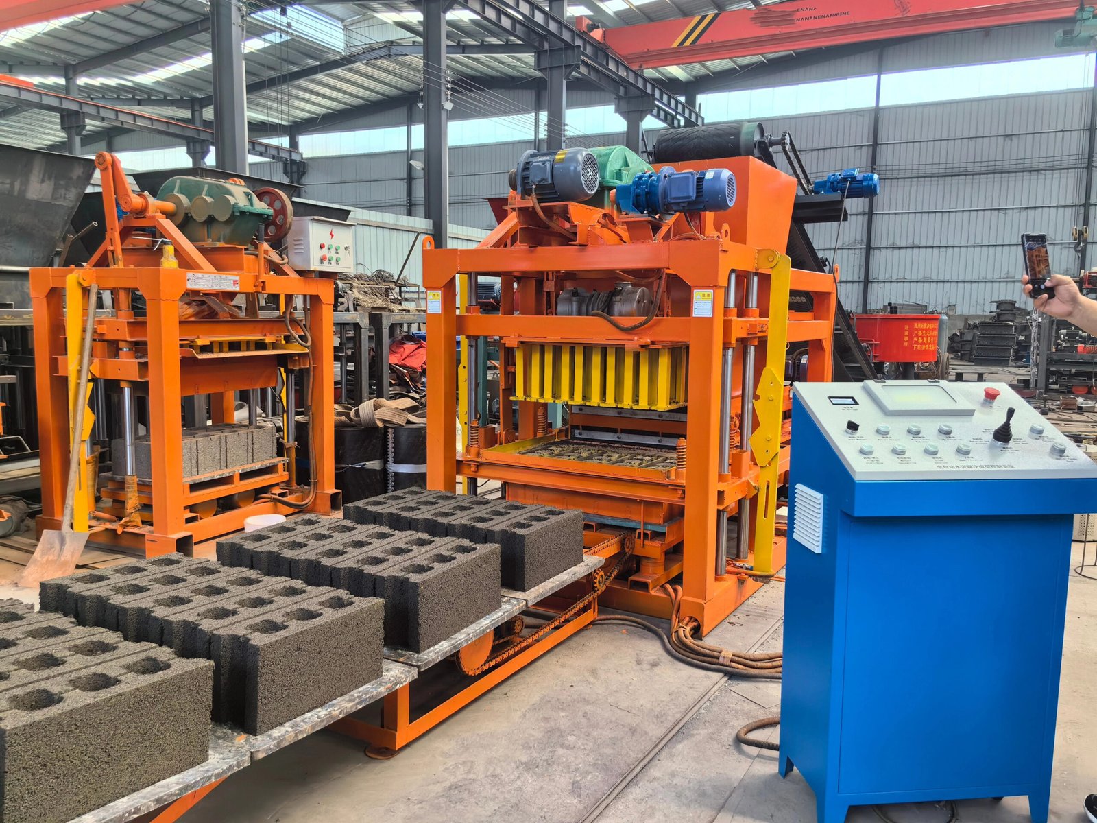 ORDER 1 MAIKONG factory producing high-quality brick making machines for South African market