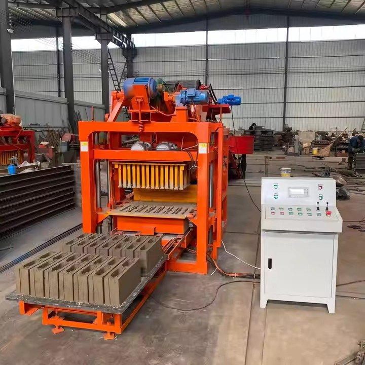 ORDER 2 MAIKONG factory producing high-quality brick making machines for South African market