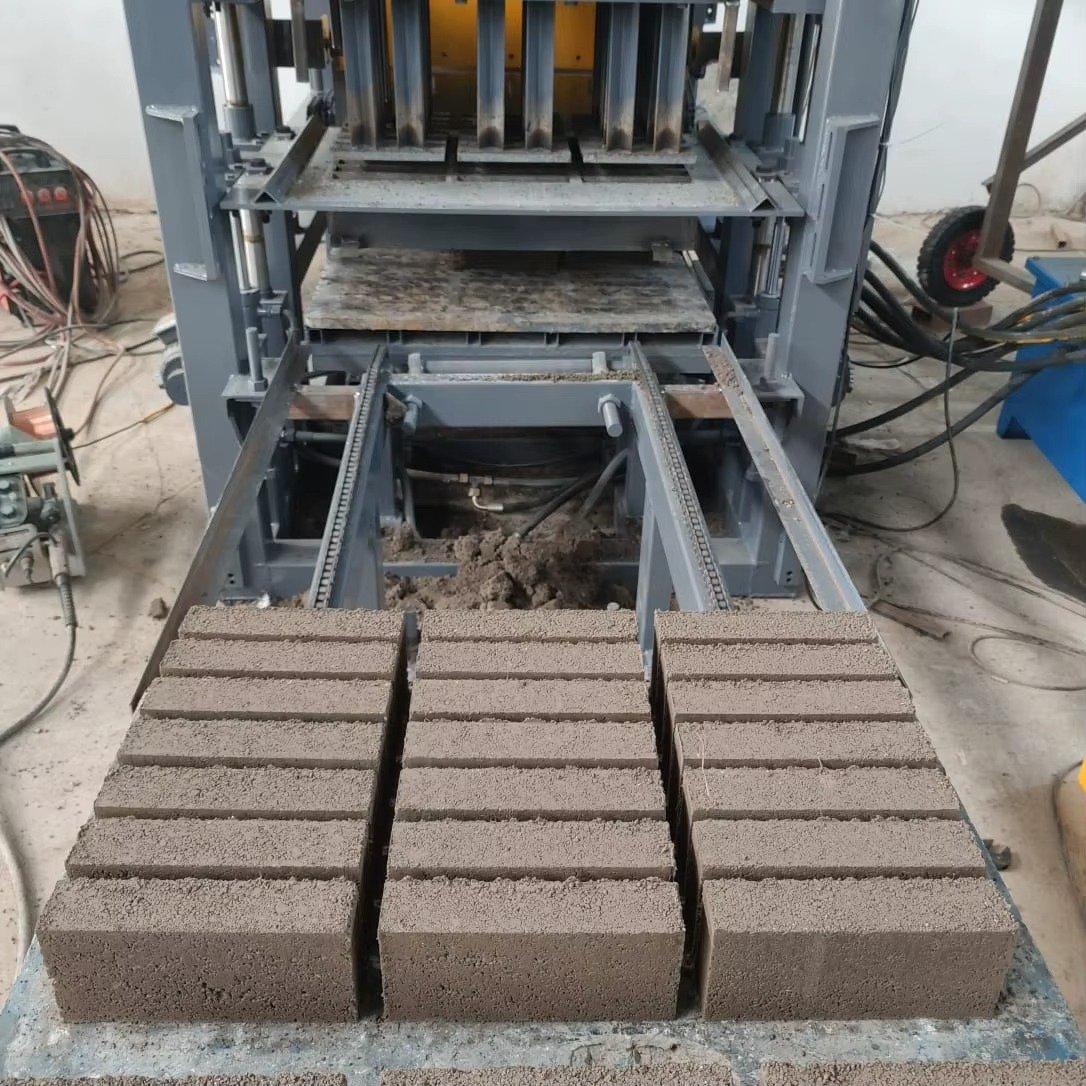 Maxi Brick Making Machine
