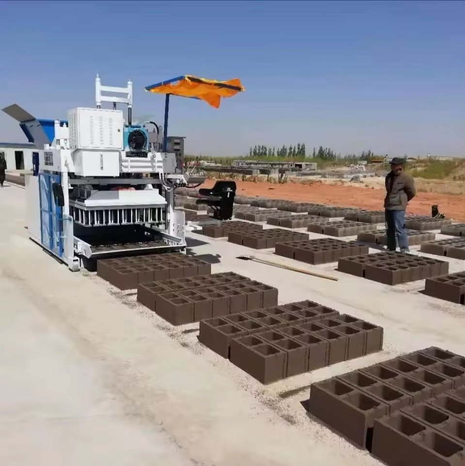 Maxi Brick Making Machine