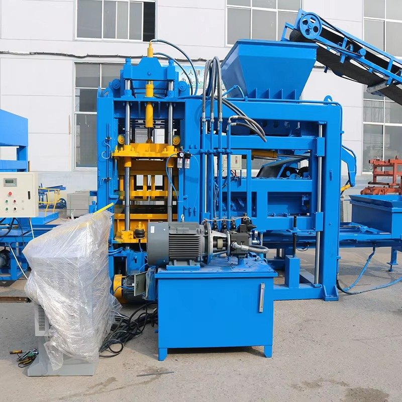 Brick Making Machine Polokwane: Your Complete Local Supplier Guide 8 Brick making machine operating in Polokwane construction site