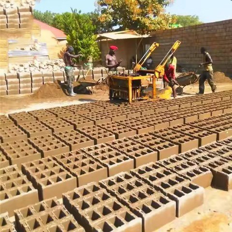 Concrete Block Making Machine