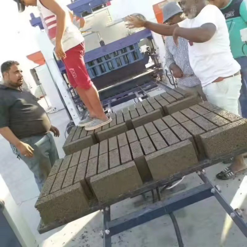 Concrete Block Making Machine 13 Concrete Block Making Machine